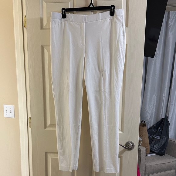 Chico's Classic White Straight Leg Pants - Picture 2 of 4